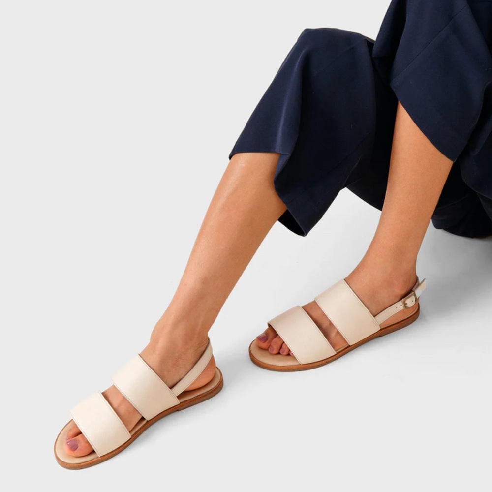 Portland Leather - Patina Leather Sandals in Bone - Size 11